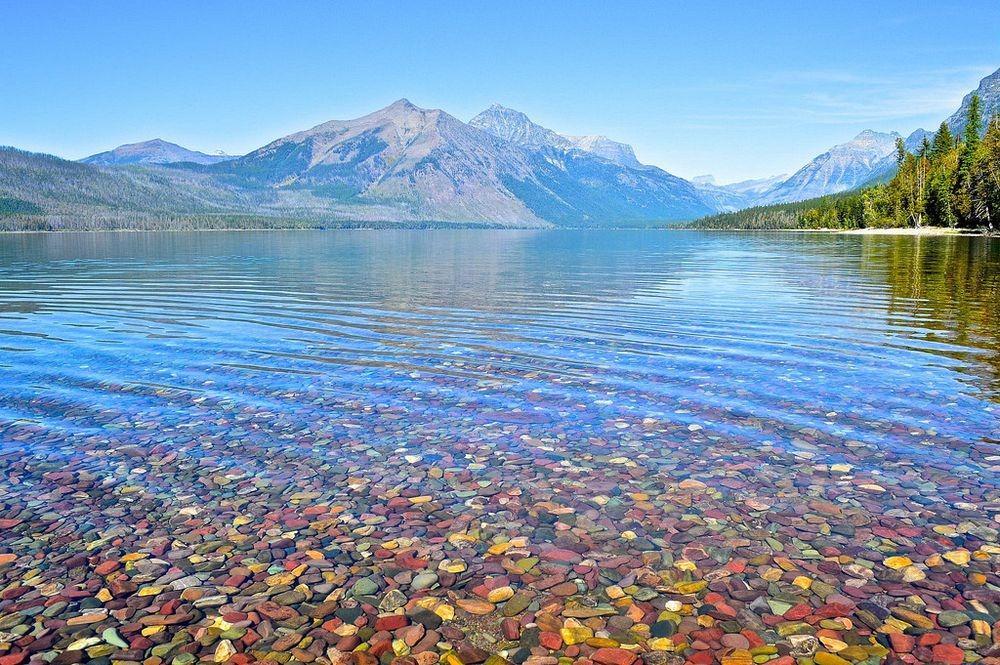 lake-mcdonald-colored-pebbles-810