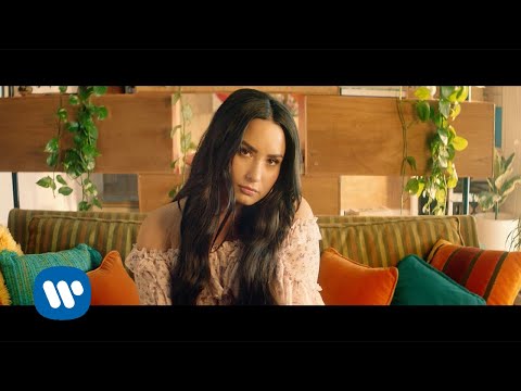 Youtube: Clean Bandit - Solo (feat. Demi Lovato) [Official Video]