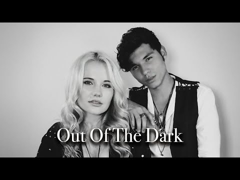 Youtube: Out Of The Dark - Falco - Laura & Mark (Episches Balladen Cover)