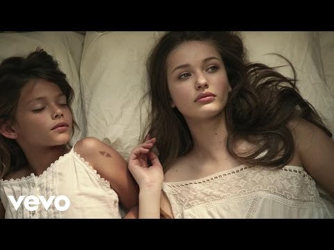 Youtube: Avicii - Wake Me Up (Official Video)