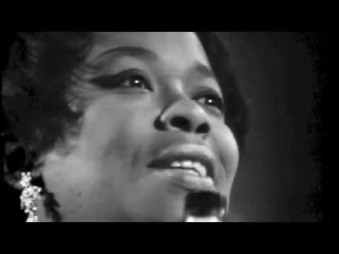 Youtube: Sarah Vaughan ft The Bob James Trio - The Shadow Of Your Smile (Live from Sweden) 1967