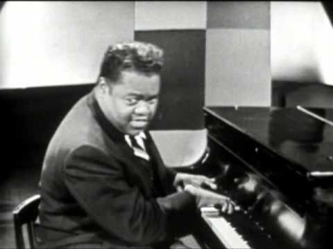 Youtube: 1956 Fats Domino - Blueberry Hill - Sullivan Show