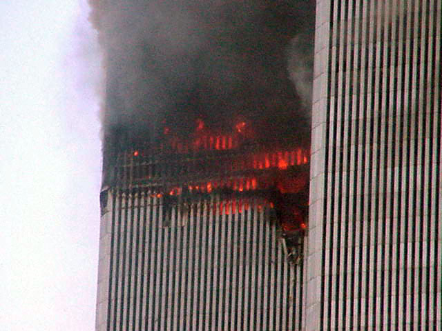/dateien/gg35068,1201562991,WTC on fire9