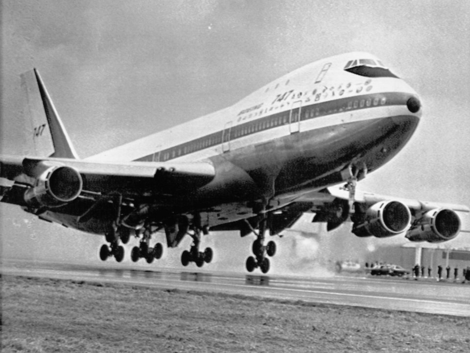 in-the-late-1960s-a-group-50000-boeing-e