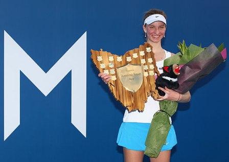 Mona-Barthel-wins-2012-Hobart-title