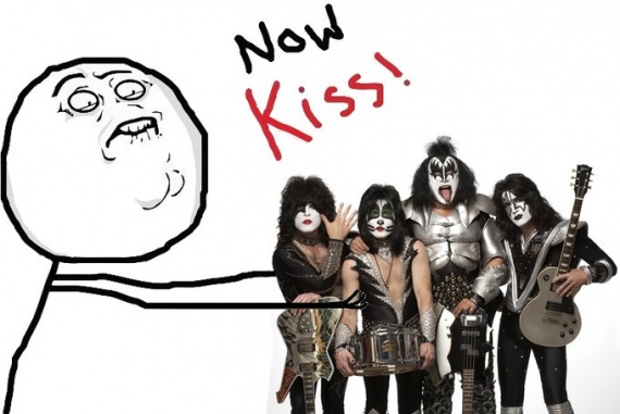 now-kiss-kiss