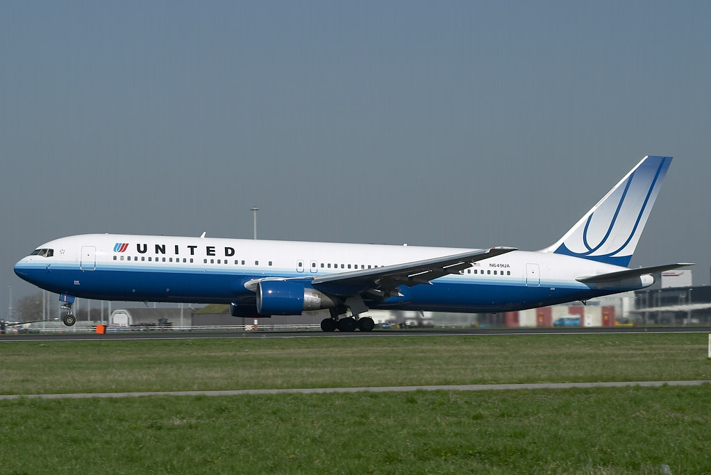 UnitedAirlines B767-322 ER  N649UA 444 5