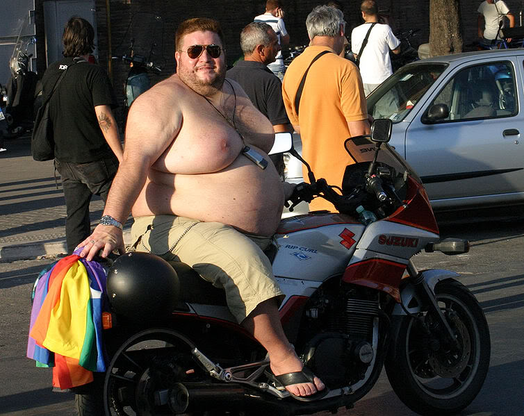 754px-Overweight biker