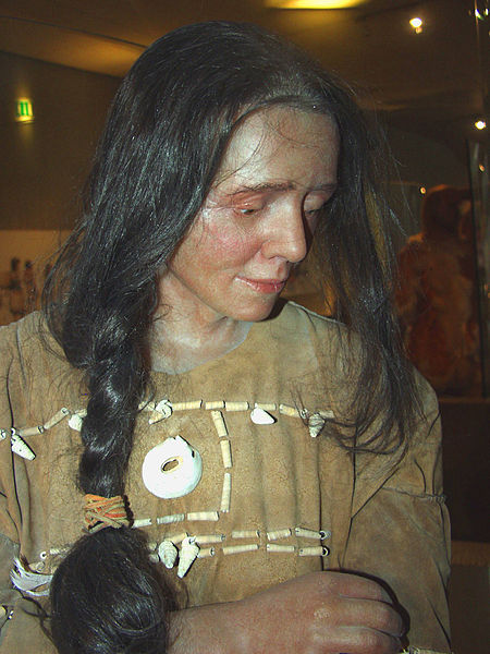 450px-Cro-Magnon-Frau-Neanderthal