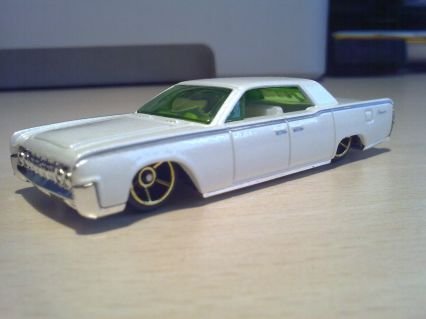 Hot Wheels Lincoln 64 Continental Lowrid