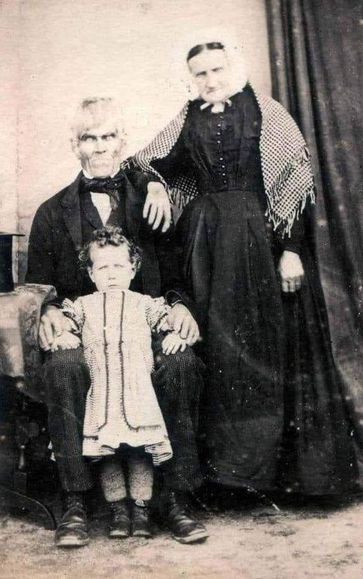 Ein Familienfoto Ende des 19. Jahrhunder