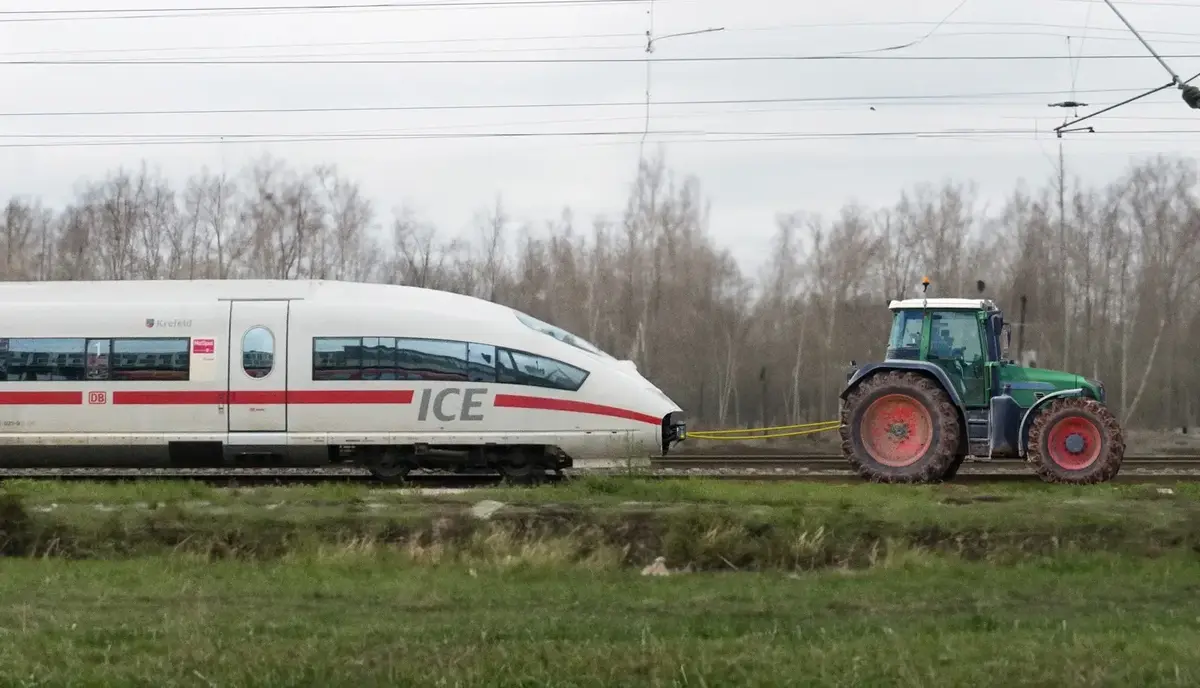 Bauern-Zuege-Traktoren.webp