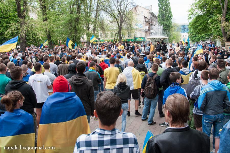 Maidan-3-May-Uke-demonstrators-not-PS