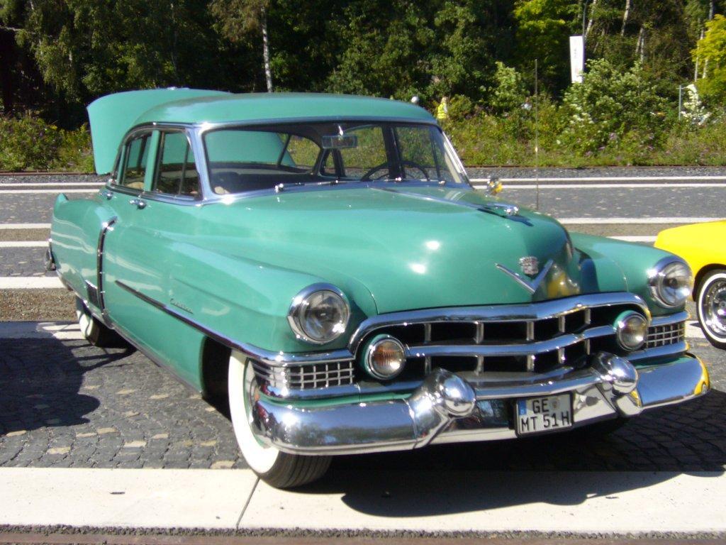 cadillac-series-62-sedan-1952-42753