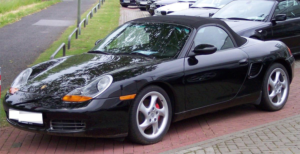 Porsche Boxster black vl
