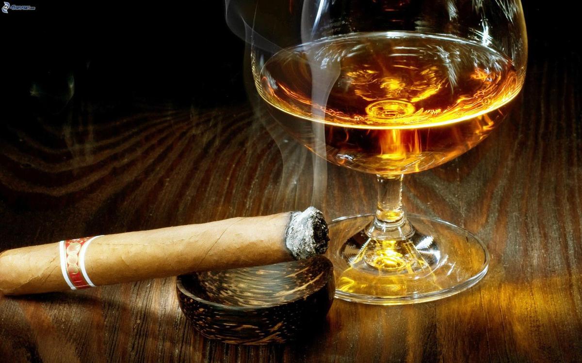 zigarre-whisky-232636