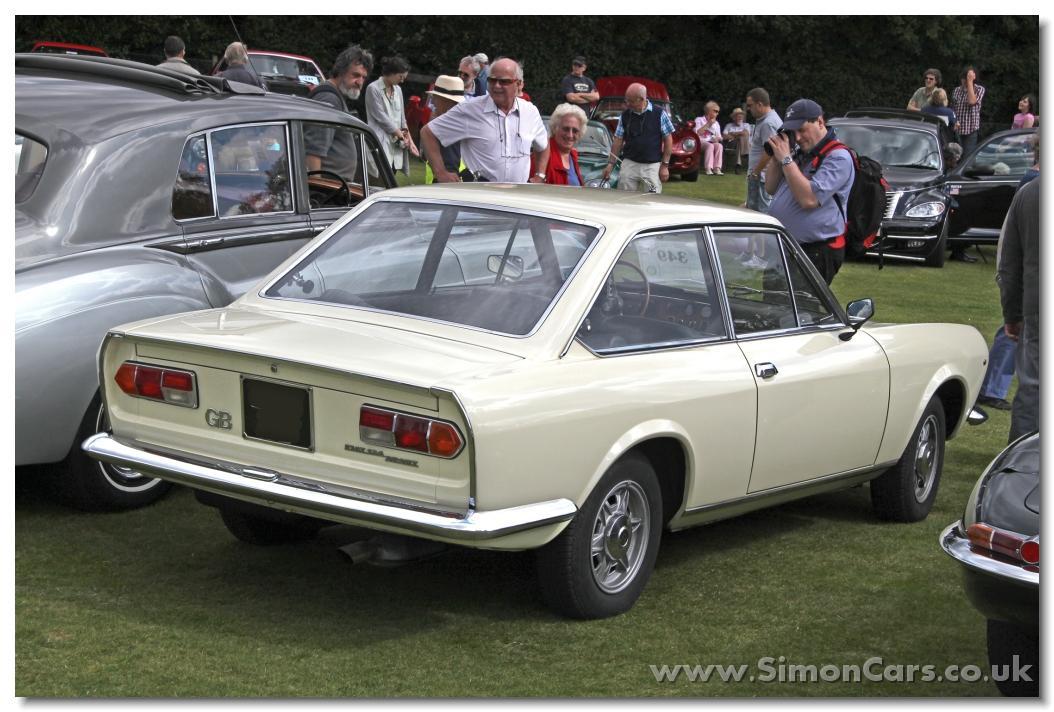 Fiat-124-Sport-Coupe-AC-rear