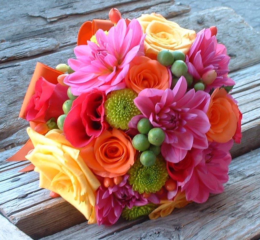 bright-wedding-flowers-1