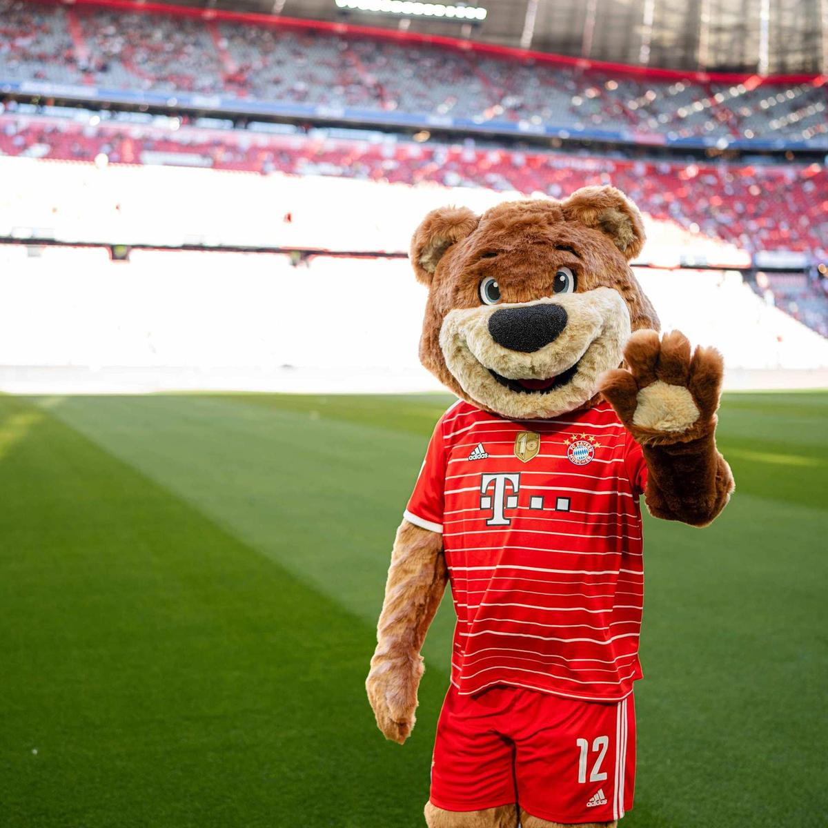 220814-berni-fcbayern-mel