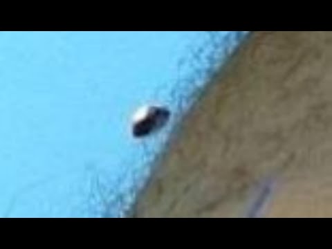 Youtube: Attorney Snaps Picture of Flying Saucer Through Car Sunroof and Draws NASA Interest