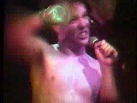 Youtube: Dead Kennedys - "California Über Alles" (Live - 1979)