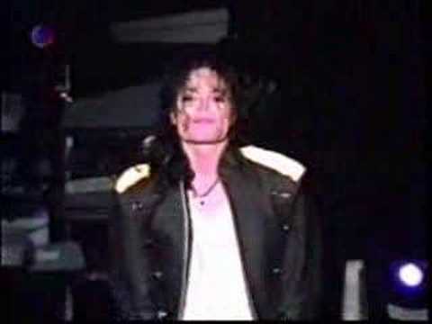 Youtube: MJ and the BUG!!