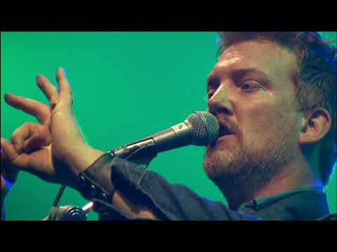 Youtube: Queens Of The Stone Age -  Make It Wit Chu - Live Eurockéennes 2011