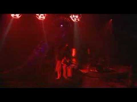 Youtube: Alizée - Mon Maquis (Live - En Concert 2004)