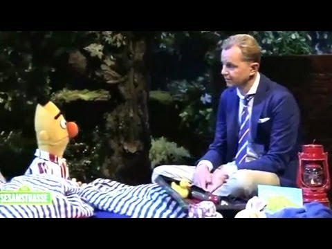 Youtube: Max Raabe und Ernie und Bert Schlaflied Sesamstraße