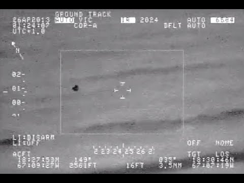 Youtube: UFO aus Flugzeug gefilmt (25.04.2013 Aguadilla, Puerto Rico, USA)