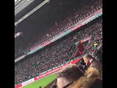 Youtube: Was ist Grün und Stinkt nach Fisch , Werder Bremen - Südkurve München (28.01.2017)