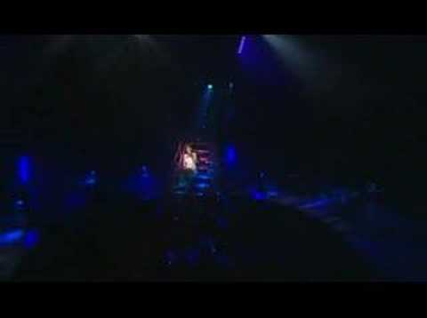 Youtube: Alizée - Tempête (Live - En Concert 2004)