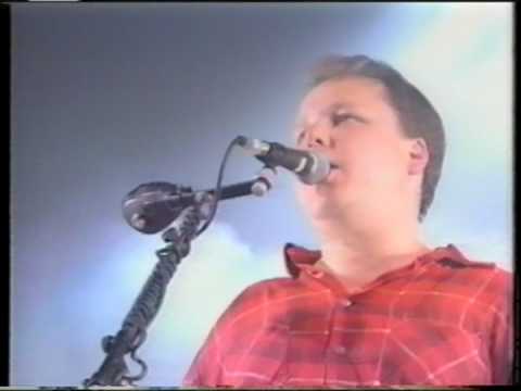Youtube: Pixies - Tame (live upgrade)