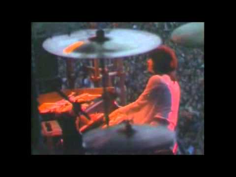 Youtube: Yes Live At The QPR (1975) Part 8- Long Distance Runaround & Patrick Moraz Solo