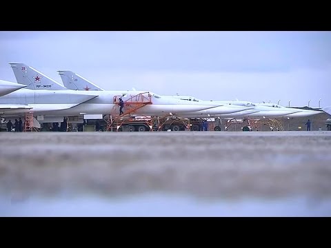 Youtube: Боевой вылет дальних бомбардировщиков Ту-22М3 с территории РФ по объектам террористов в Сирии