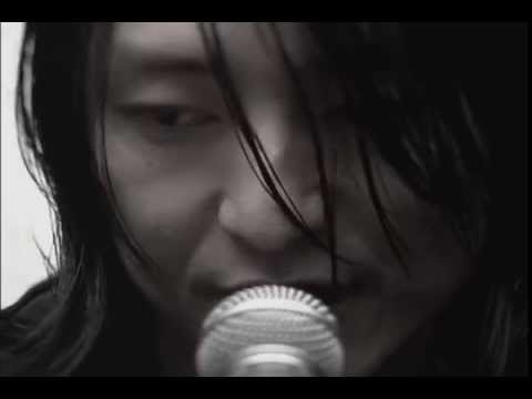 Youtube: BOOM BOOM SATELLITES　『KICK IT OUT-Full ver.-』