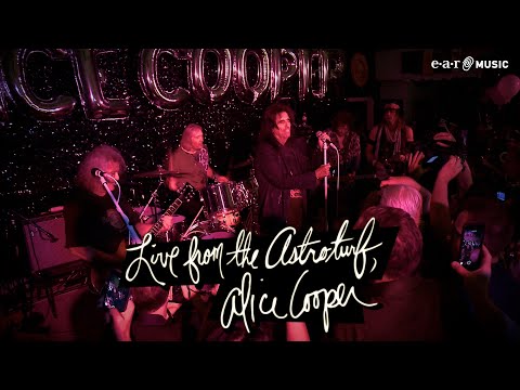Youtube: ALICE COOPER 'I'm Eighteen' - Original Band Reunion - from 'Live From The Astroturf'