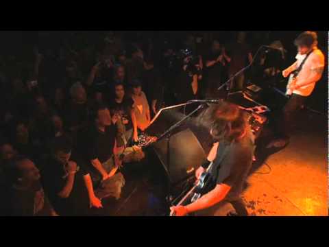 Youtube: Foo Fighters - Walk (Live at the Roxy)