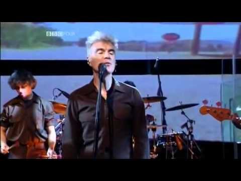 Youtube: David Byrne - This Must Be The Place Live Jools Holland 2004