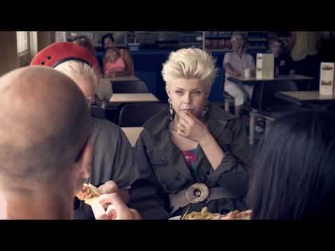 Youtube: Robyn 'Hang With Me' (Official Video)