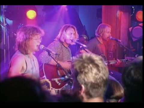 Youtube: DEF LEPPARD Pour Some Sugar On Me (Acoustic)