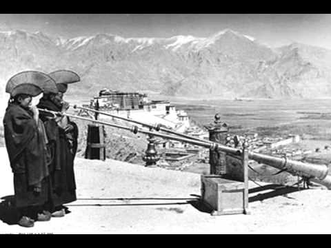 Youtube: Tibetan Ritual Music