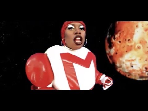 Youtube: Missy Elliott & Da Brat - Sock It 2 Me [Official Music Video]