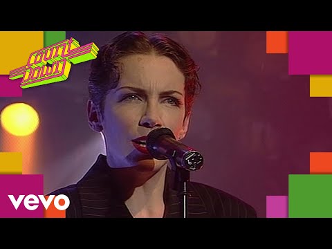Youtube: Annie Lennox - Annie Lennox - Why (at Countdown)