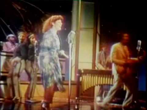 Youtube: Dr. Buzzard's Original Savannah Band - Cher Chez La Femme HQ