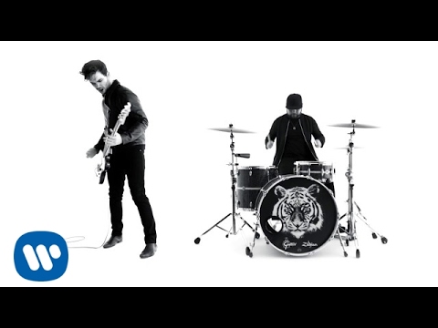 Youtube: Royal Blood - I Only Lie When I Love You (Official Video)