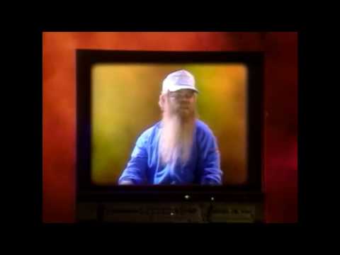 Youtube: ZZ Top - TV Dinners (Official Music Video)