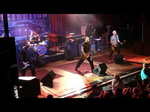 Youtube: Social Distortion - Don't Drag Me Down - Live at Sokol Auditorium, 9.28.2009