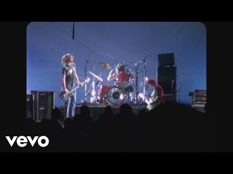 Youtube: Nirvana - School (Live At The Paramount, Seattle / 1991)