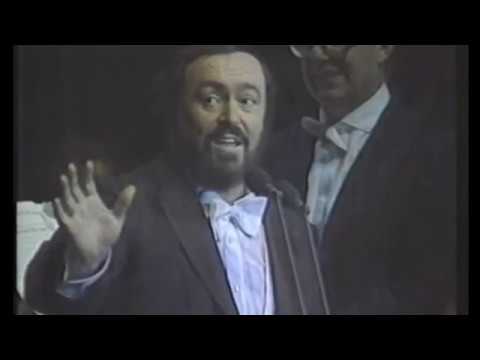 Youtube: Luciano Pavarotti - Buenos Aires 1987 - Va Pensiero